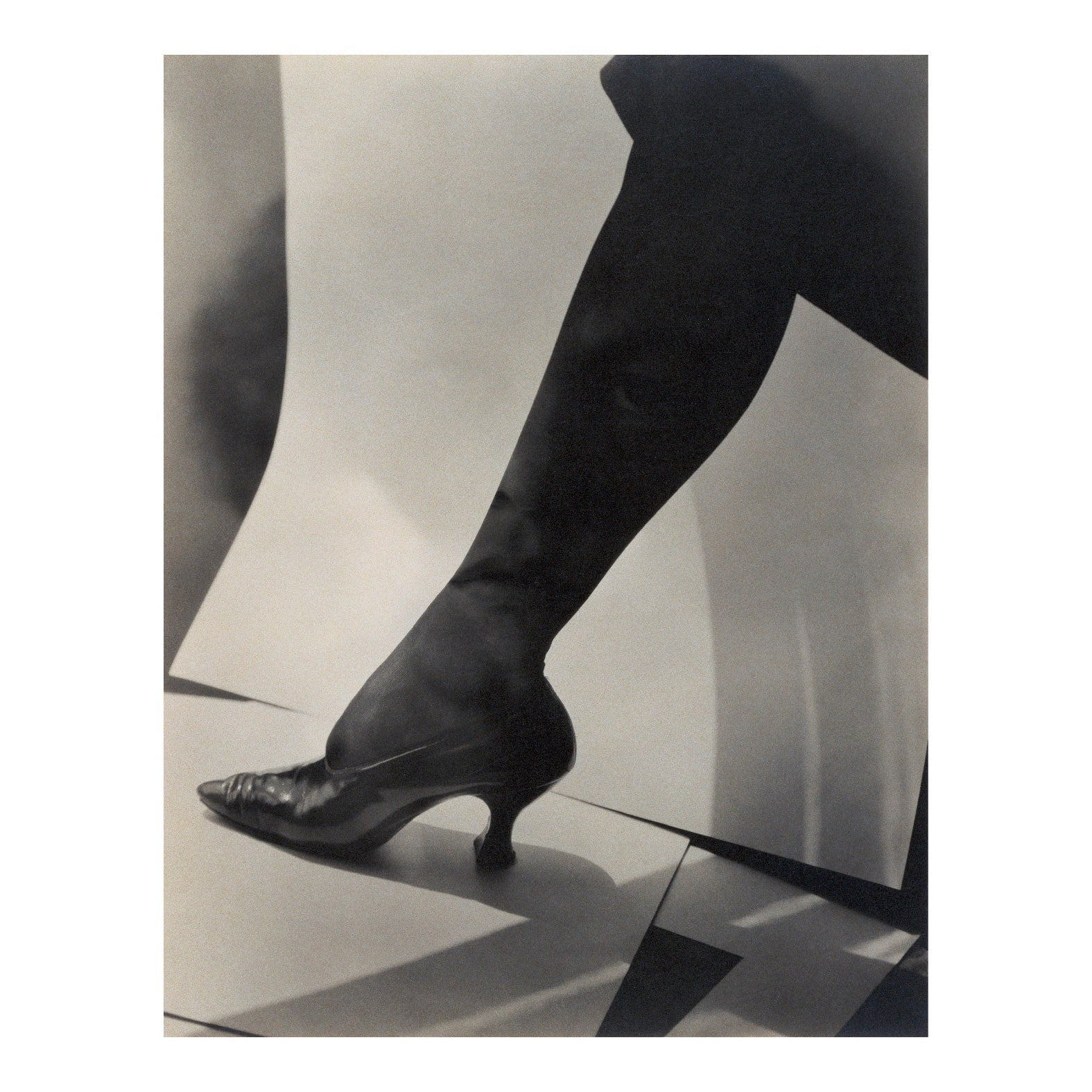 Decorative "Dorothy True (1919)" by Alfred Stieglitz Poster | High - Quality Print | Repositionable Adhesive - Pasquín